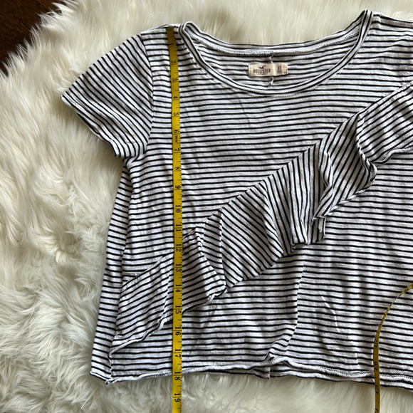 Hollister Womens T-Shirt White Black Stripe Short Sleeve Scoop Neck Ruffles XS - Picture 4 of 6